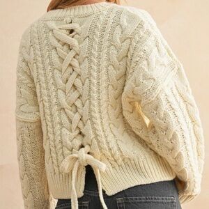 BRAIDED BACK CABLE KNIT CHUNKY SWEATER! New! L